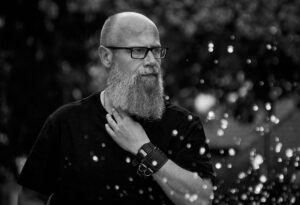 Portraitaufnahme eines Mannes mit Vollbart, Fotografie in Soest